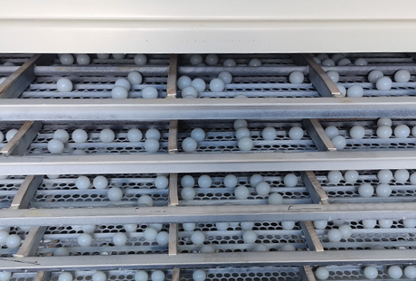 There-are-3-advantages-when-using-rubber-balls-in-vibro-shakers.jpg